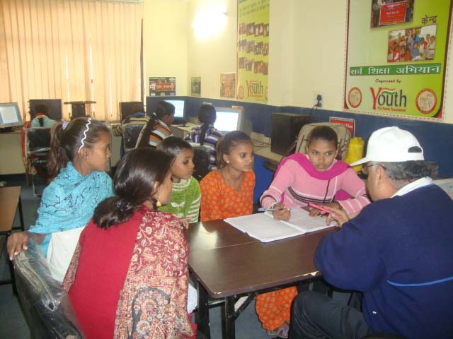 Free Education Raghu Nagar